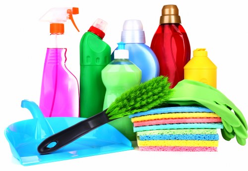 Turnover cleaning in a Kensington rental kitchen and living space
